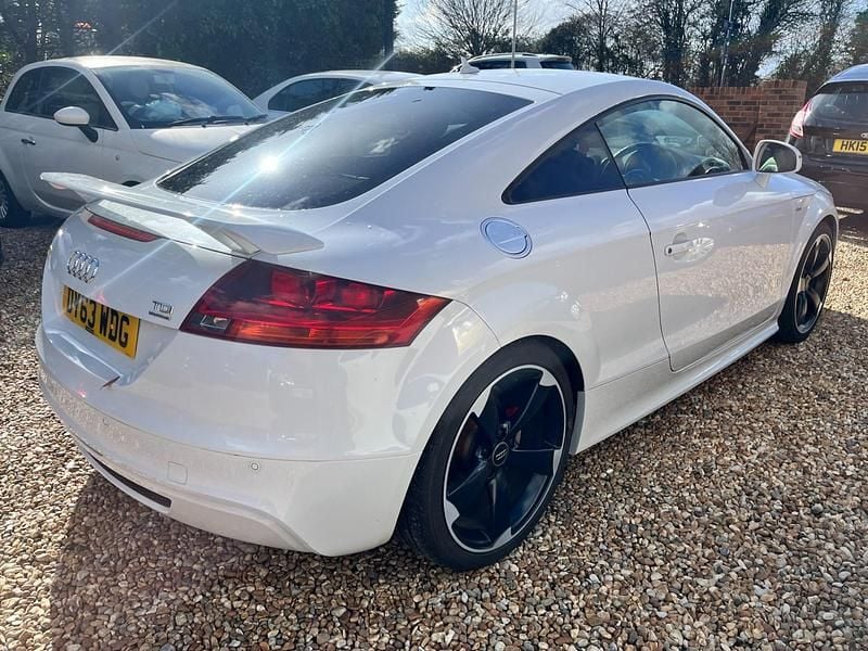 Used BMW 520 Luxury Line 2013 Black Sedan