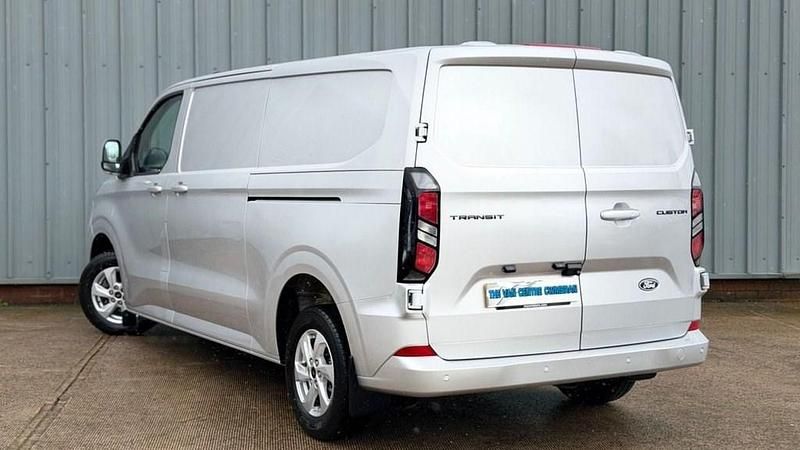 Used Ford Transit Custom Limited 136 HP (100 kW) 2025 Silver
