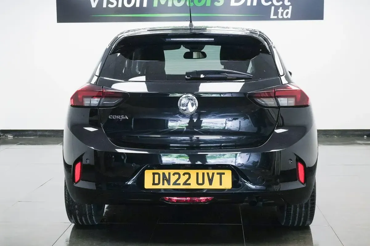 Used Vauxhall Corsa Edition 75 HP (55 kW) 2022 Black Hatchback