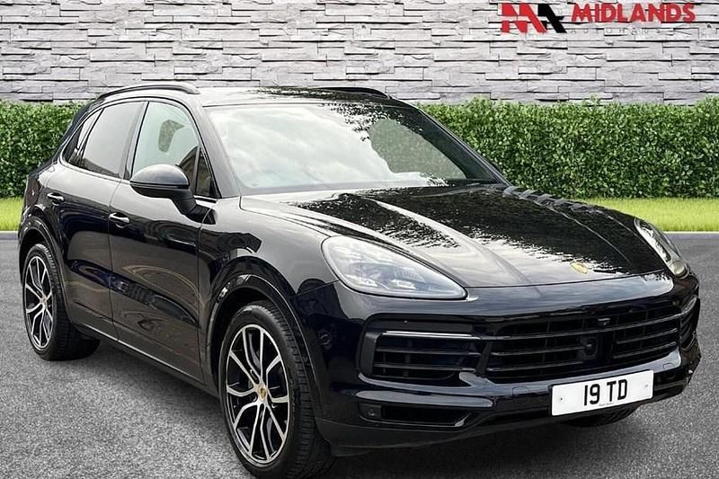 Used Porsche Cayenne 440 HP (323 kW) 2018 SUV
