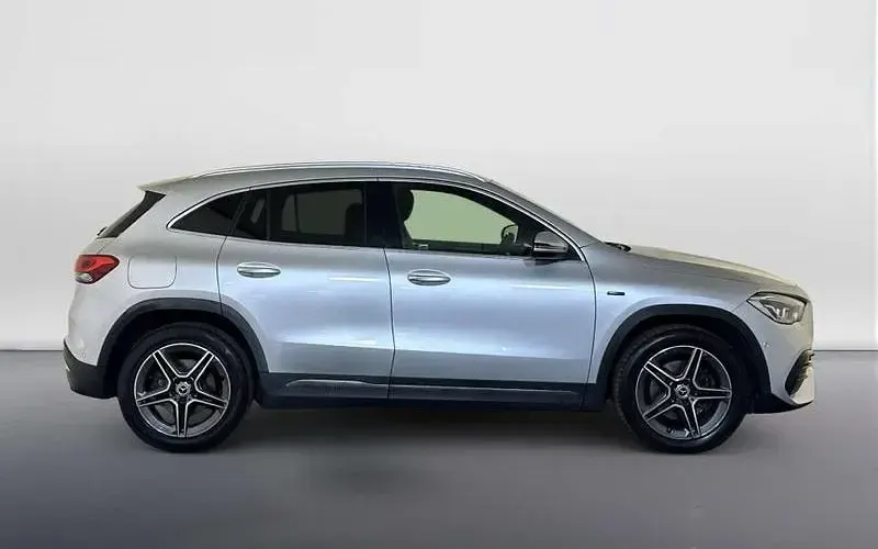 Used Mercedes E250 Exclusive 218 HP (160 kW) 2021 Silver SUV