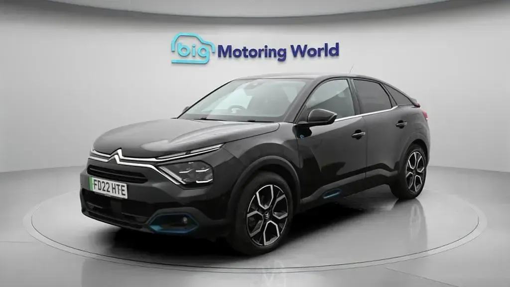 Used Citroën e-C4 Shine 100 kW (136 HP) 2022 Hatchback