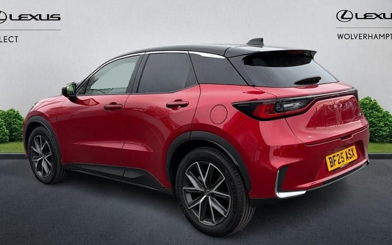 Used Lexus LBX 136 HP (100 kW) 2026 SUV