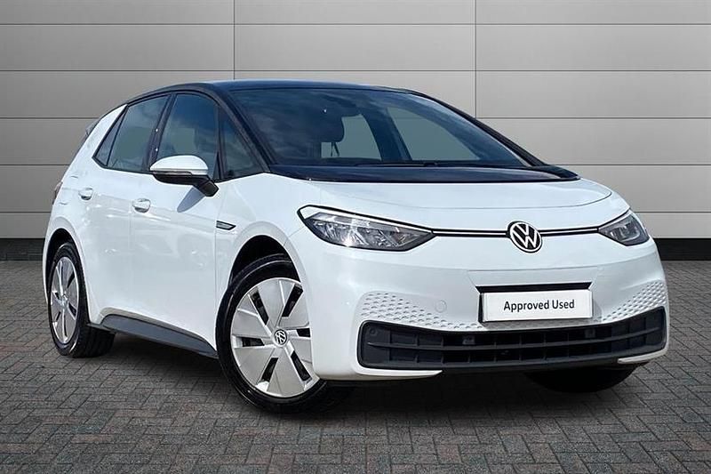 Used VW ID.3 Pro Performance 150 kW (204 HP) 2022 Glacier white with black roof Hatchback