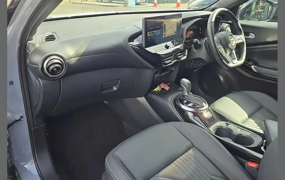 Used Nissan Juke Tekna 112 HP (82 kW) 2024 Grey SUV