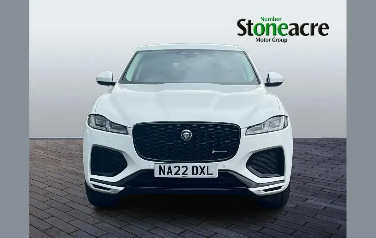 Used Jaguar F-Pace R-Dynamic 200 HP (147 kW) 2022 White SUV