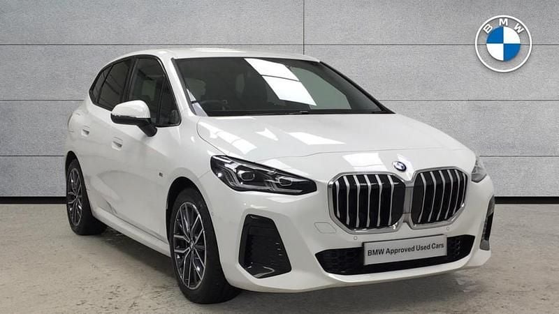 White Used 2024 BMW 220 Active Tourer M Sport MPV | £23,995 (Fair price) - Image 1/4