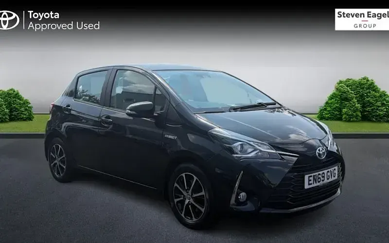 Used Toyota Yaris 101 HP (74 kW) 2020 Hatchback