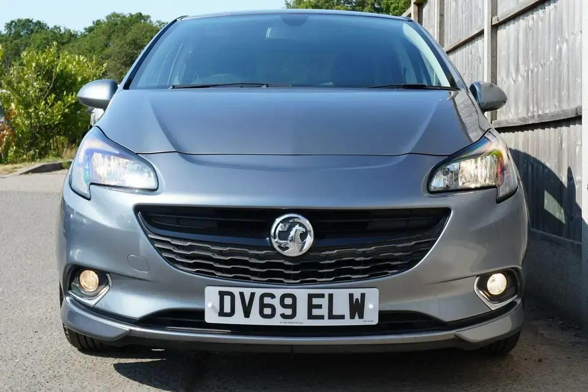 Used Vauxhall Corsa SRi 90 HP (66 kW) 2019 Grey Hatchback