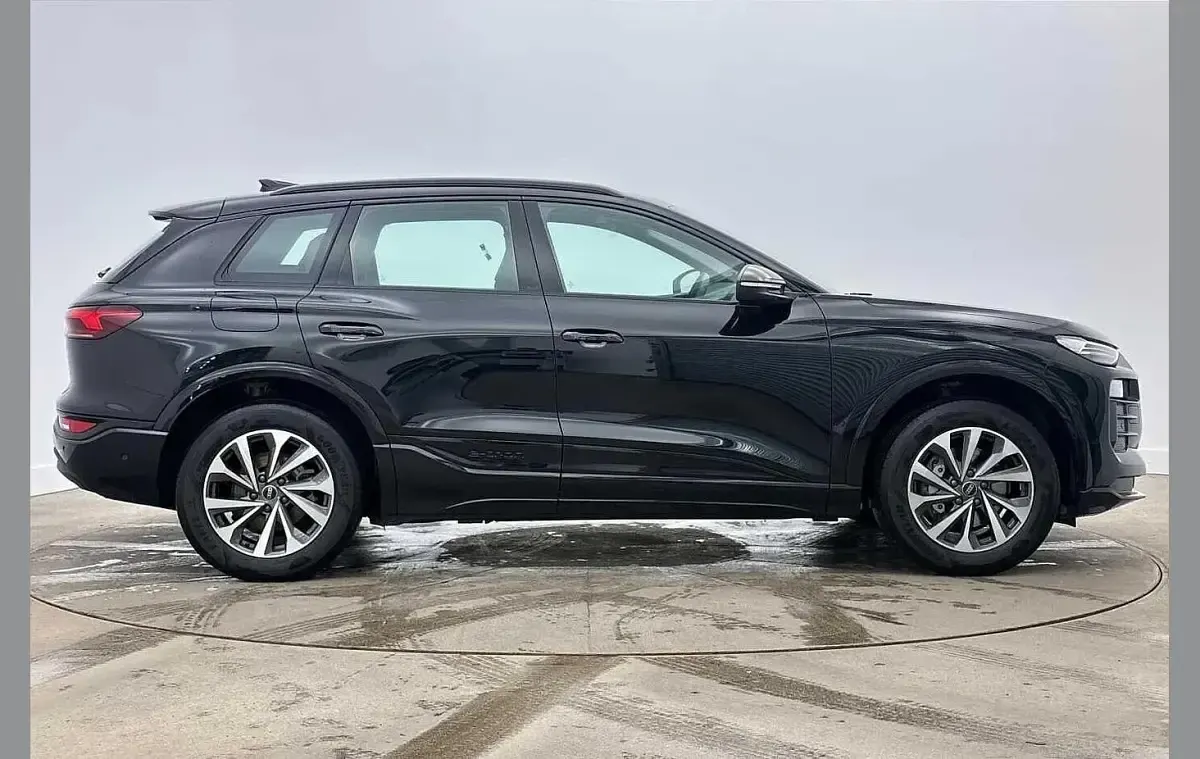 Used Audi Q6 e-tron Sport 185 kW (252 HP) 2025 Black SUV