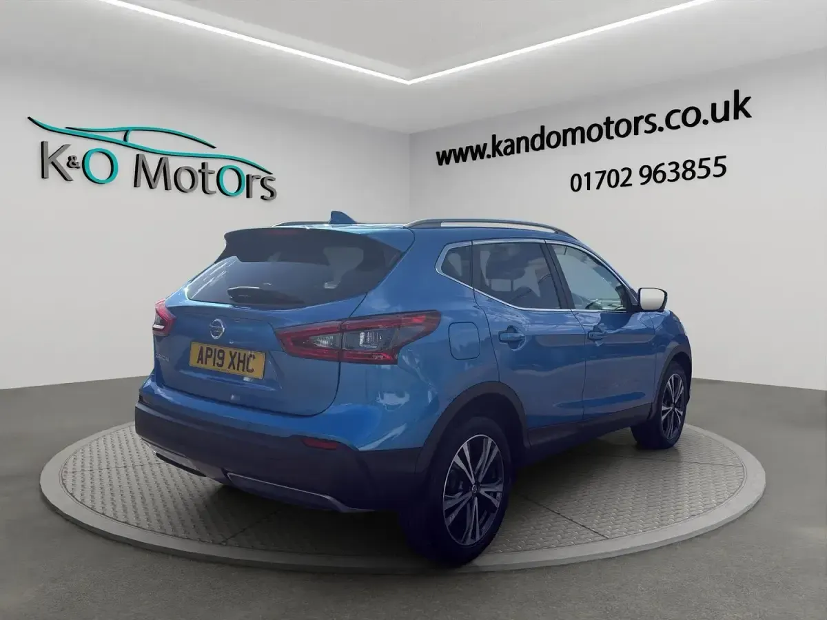 Used Nissan Qashqai N-Connecta 140 HP (102 kW) 2019 Blue SUV