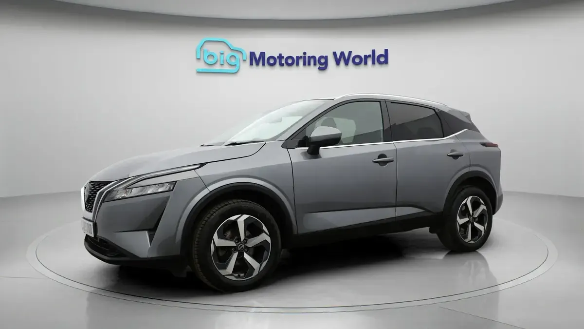 Used Nissan Qashqai N-Connecta 140 HP (102 kW) 2023 Grey SUV