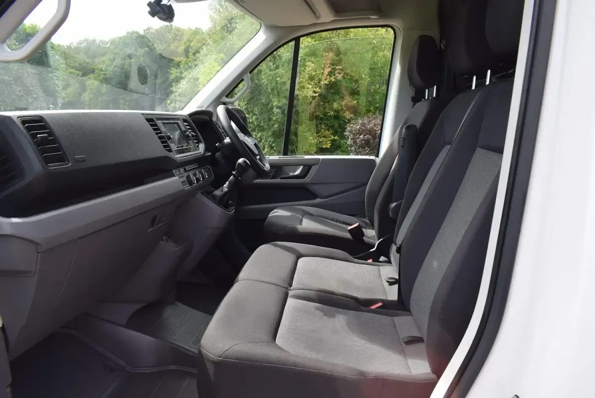 Used VW Crafter 140 HP (102 kW) 2024 White Van