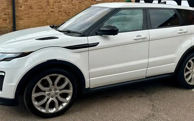 Used Land Rover Range Rover evoque HSE Dynamic 179 HP (131 kW) 2016 White SUV