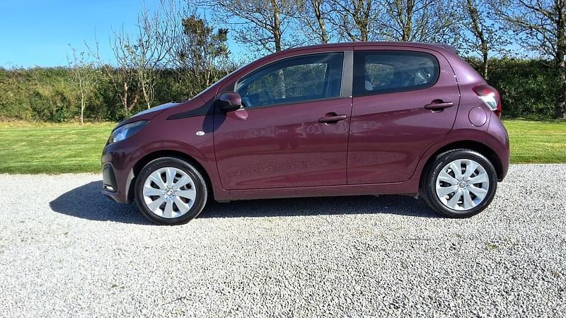 Begagnad Peugeot 108 Active 2016 Lila Halvkombi