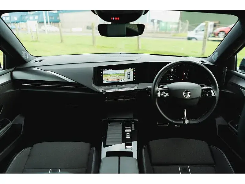 Used Vauxhall Astra 130 HP (95 kW) 2024 Grey Estate