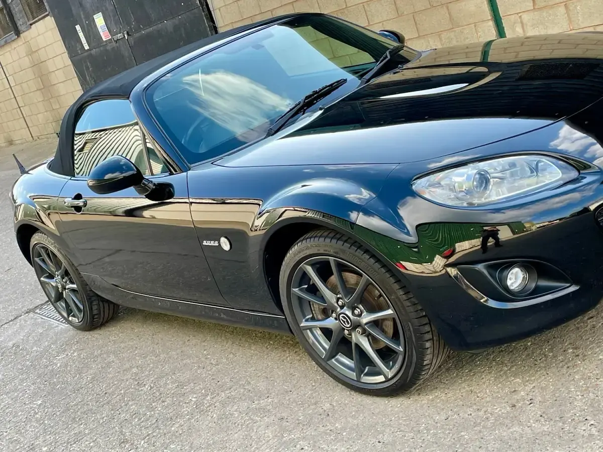 Used Mazda MX5 124 HP (91 kW) 2012 Brilliant black Cabriolet