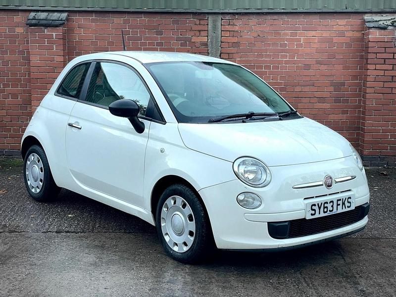 White Used 2013 Fiat 500 Pop Hatchback | £3,995 (Good price) - Image 1/4