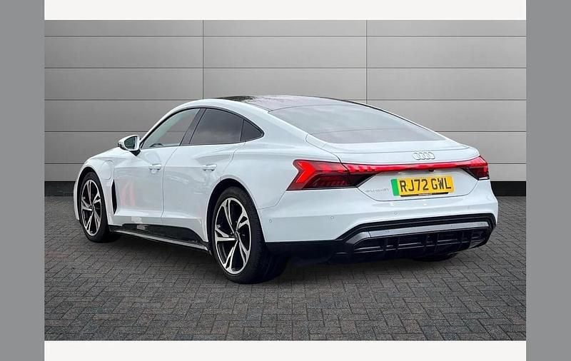 Used Audi e-tron GT quattro Comfort 384 kW (523 HP) 2022 Grey Sedan