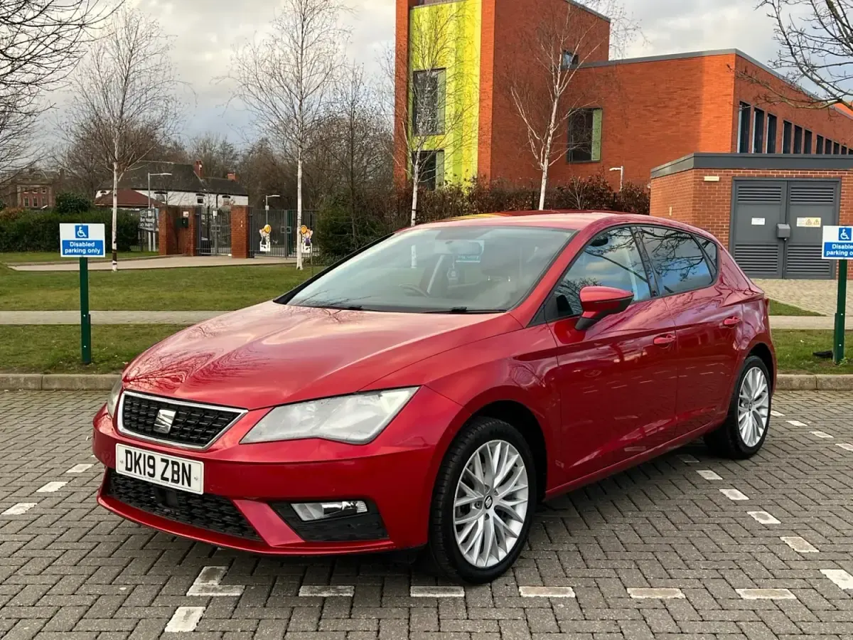 Second-hand Seat Leon SE Dynamic 2019 Roșu Hatchback