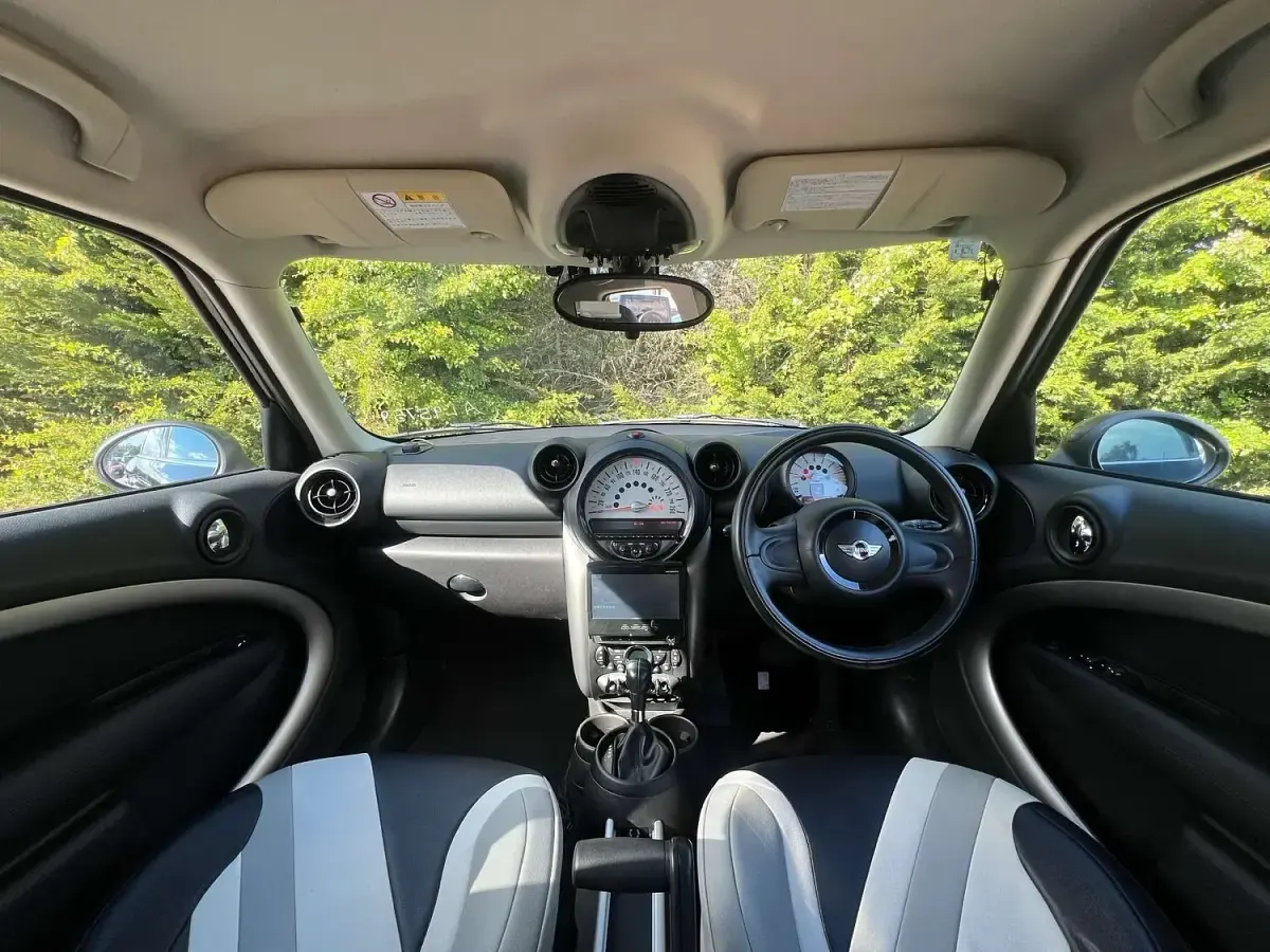 Used Mini Cooper 2013 Black Hatchback