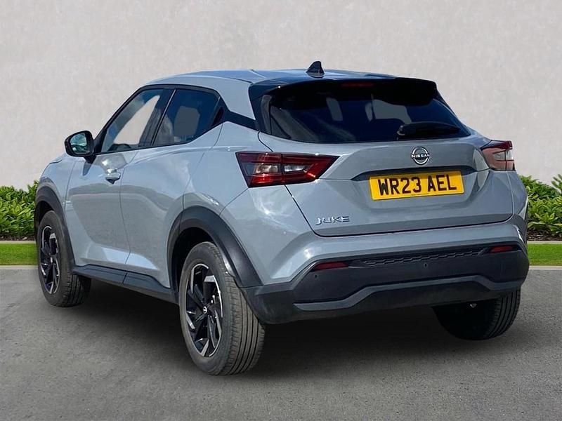 Used Nissan Juke N-Connecta 114 HP (83 kW) 2023 Grey SUV