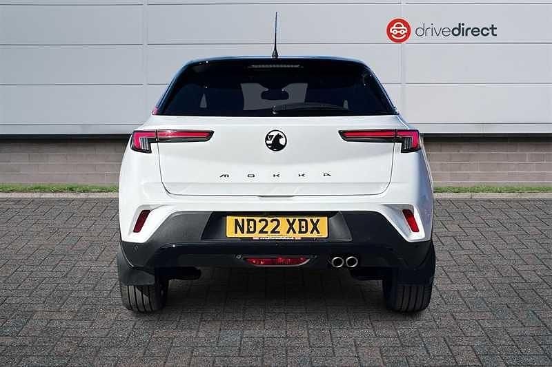 Used Vauxhall Mokka SRi 131 HP (96 kW) 2022 White SUV