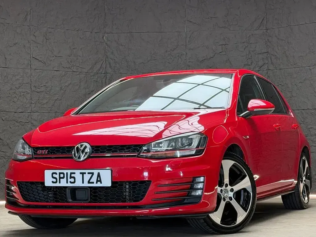 Used VW Golf VII GTI 2015 Red Hatchback
