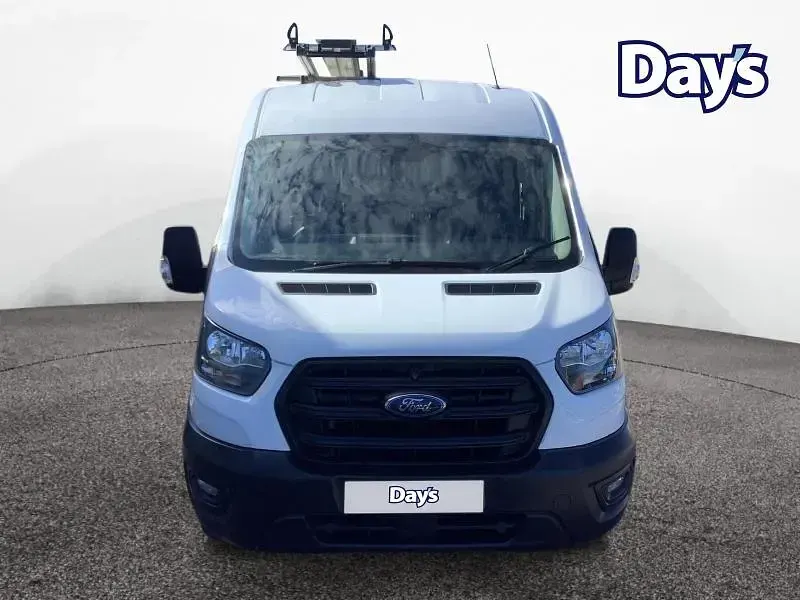Used Ford Transit 130 HP (95 kW) 2020 White Estate