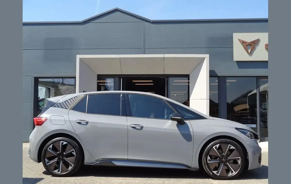 Used Cupra Born e-Boost 169 kW (231 HP) 2025 Grey Hatchback