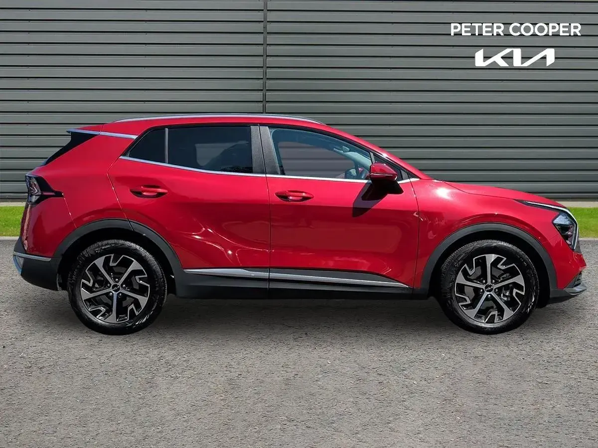 Used Kia Sportage 2025 Red SUV