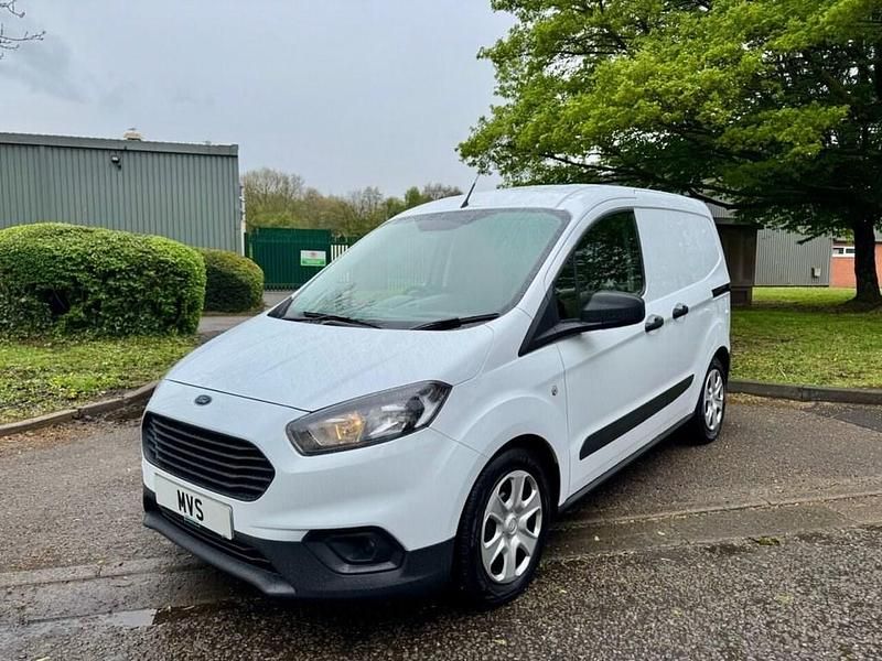 Usado Ford Transit Trend 100 HP (73 kW) 2022 Branco Van
