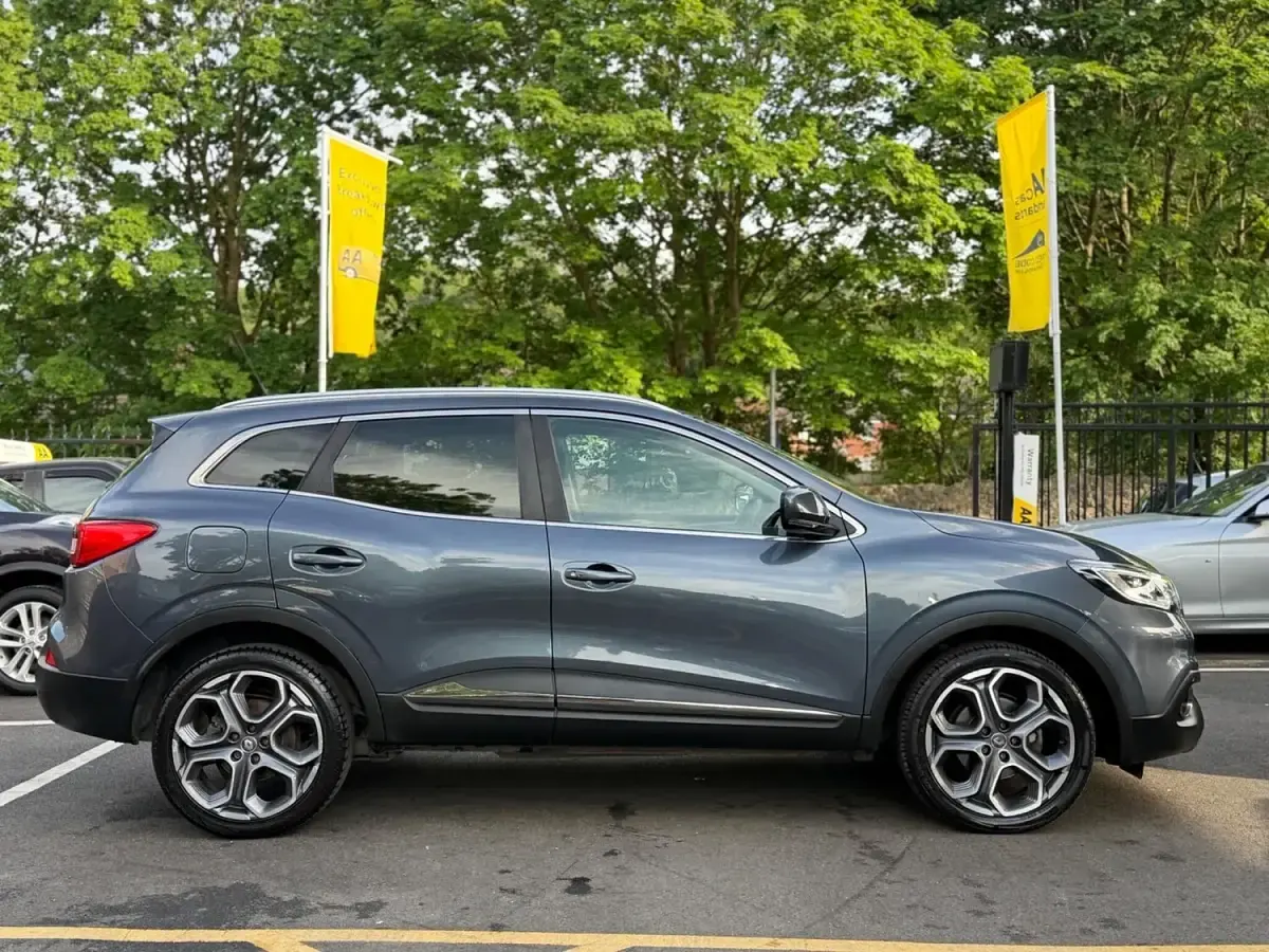 Used Renault Kadjar Dynamique 110 HP (80 kW) 2016 Grey SUV