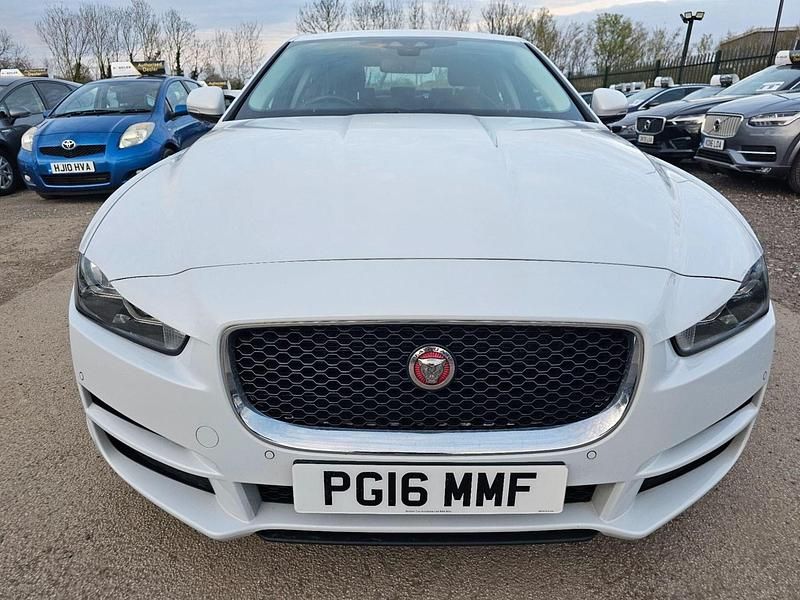 Used Jaguar XE Prestige 2016 White Sedan