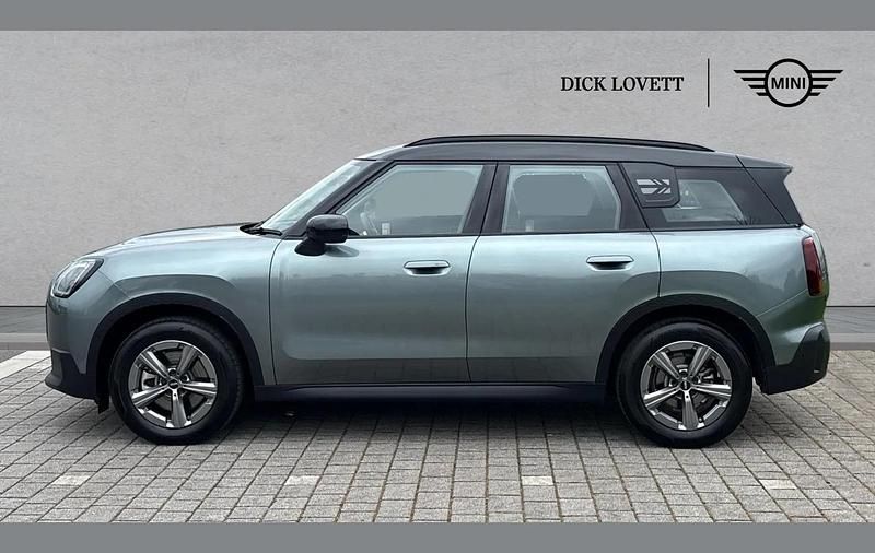 Used Mini Countryman Classic 170 HP (125 kW) 2025 Green SUV