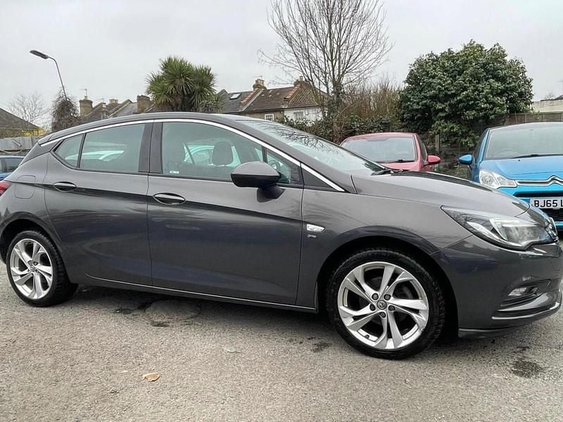 Used Vauxhall Astra SRi 150 HP (110 kW) 2016 Grey Hatchback