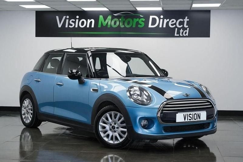Blue Used 2014 Mini Cooper Hatch Hatchback | £6,145 (Good price) - Image 1/1