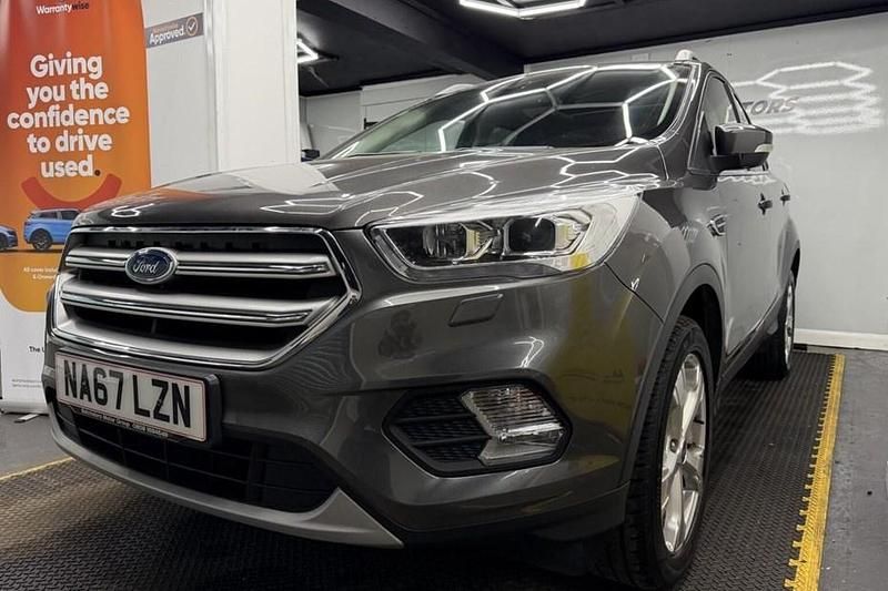 Used Ford Kuga Titanium 150 HP (110 kW) 2017 Grey SUV