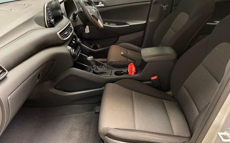 Used Hyundai Tucson SE 177 HP (130 kW) 2020 Silver SUV