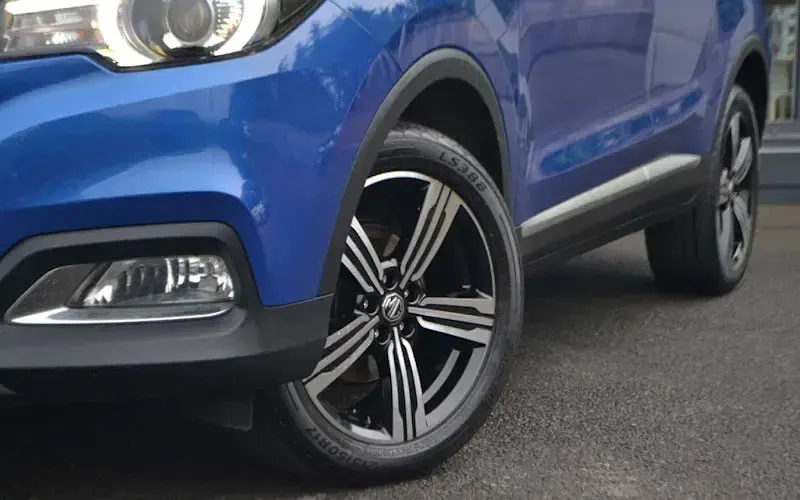 Used MG ZS Exclusive 106 HP (77 kW) 2020 Blue SUV