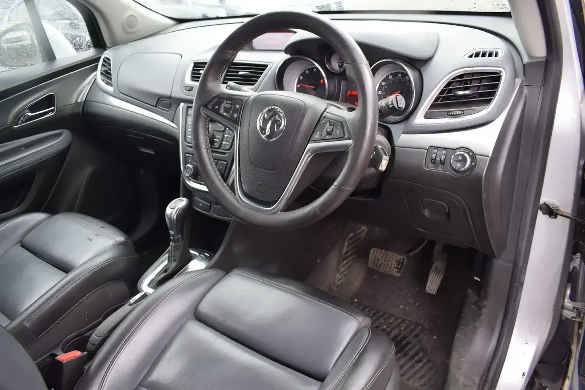Used Vauxhall Mokka 140 HP (102 kW) 2015 Silver SUV