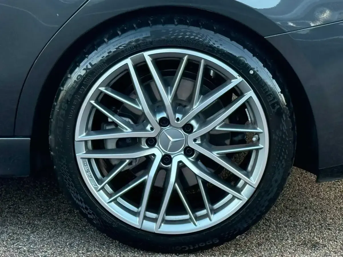 Usado Mercedes C43 AMG Premium 2024 Cinzento Carrinha