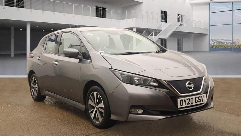 Gunmetal grey Used 2020 Nissan Leaf Acenta Hatchback | £7,990 (Fair price) - Image 1/4