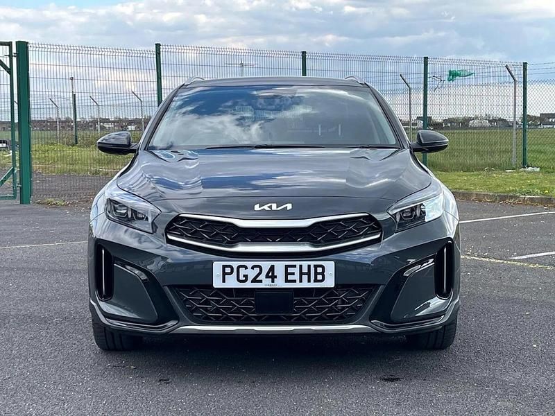 Usado Kia XCeed 2024 Cinzento SUV