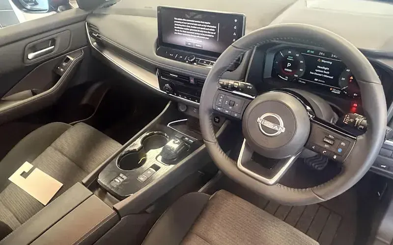 Used Nissan X-Trail N-Connecta 204 HP (150 kW) 2024 Red SUV