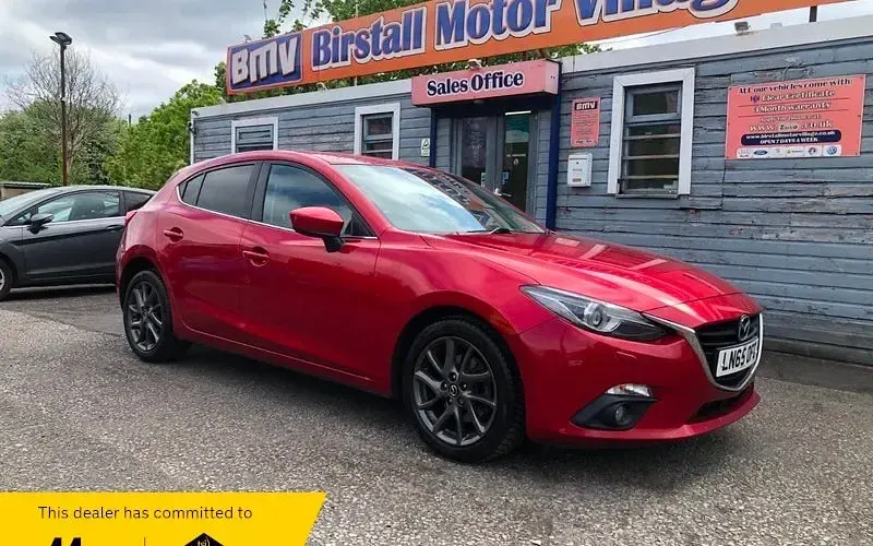 Käytetty Mazda 3 150 HP (110 kW) 2015 Viistoperä