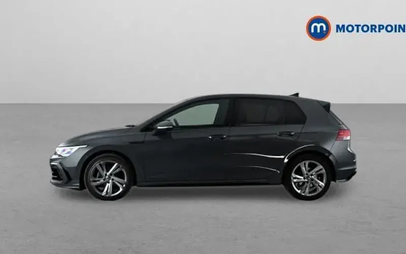 Used VW Golf VIII R-line 150 HP (110 kW) 2024 Hatchback