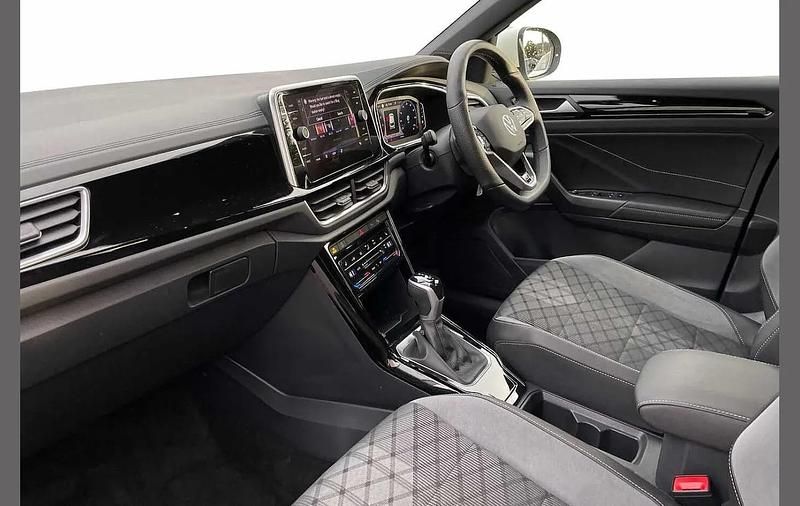 Used VW T-Roc R-line 150 HP (110 kW) 2022 White SUV