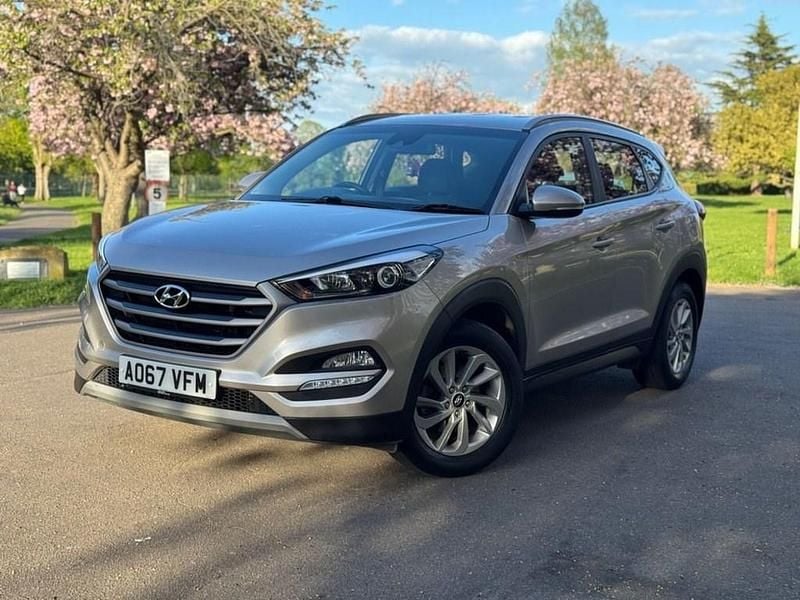 Used Hyundai Tucson SE 141 HP (103 kW) 2018 Beige SUV