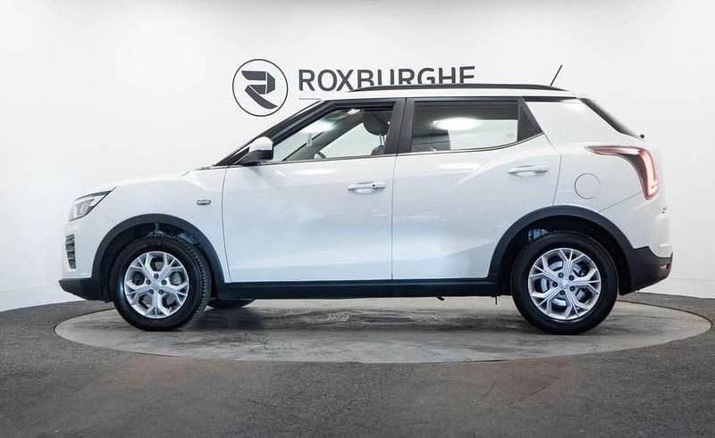 Used Ssangyong (KGM) Tivoli 128 HP (94 kW) 2022 White SUV